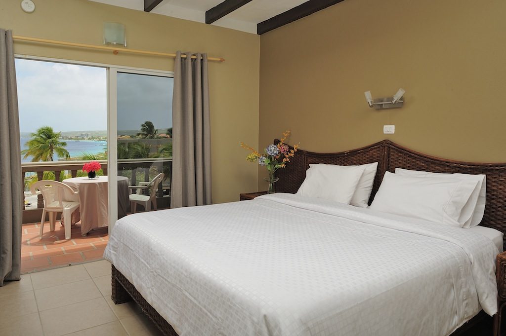 Eden Beach Resort Bonaire Karibik urlaub Tauchreisen bonaire