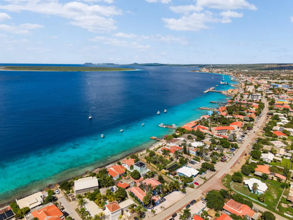 Blachi Koko Bonaire STrand tauch und windsurfurlaub auf bonaire