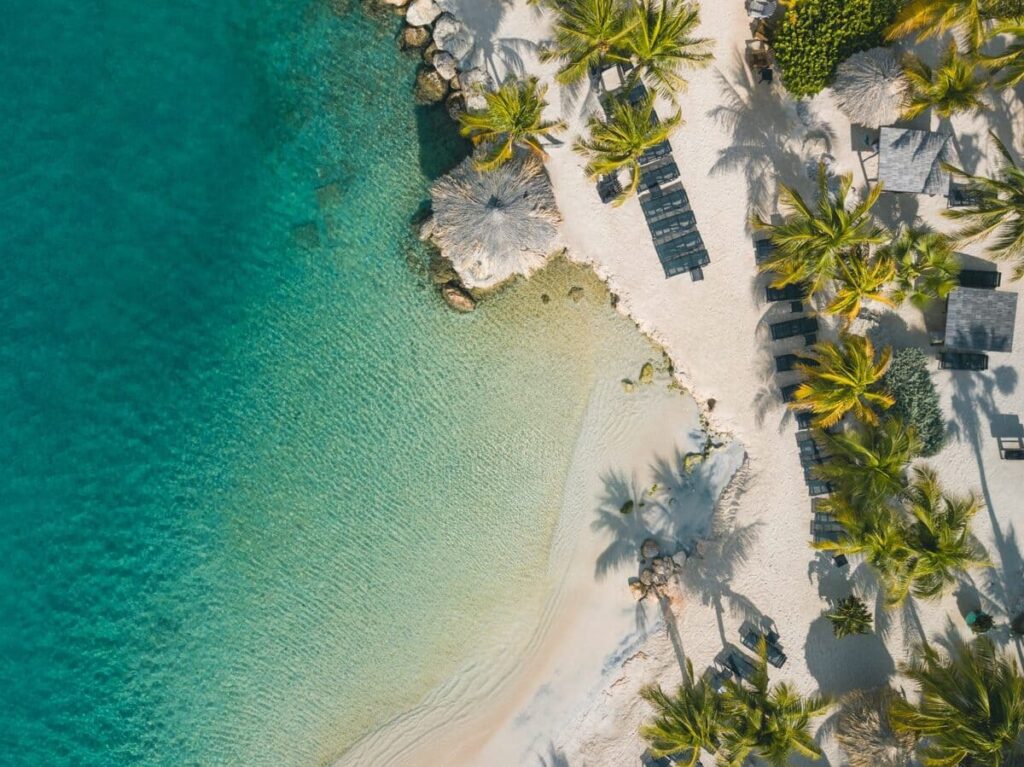 Overview Lions Dive Beach Curacao Beach Urlaub