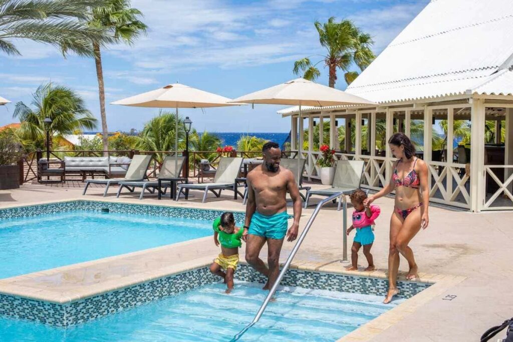 Pool Curacao Lions Dive Curacao Urlaub