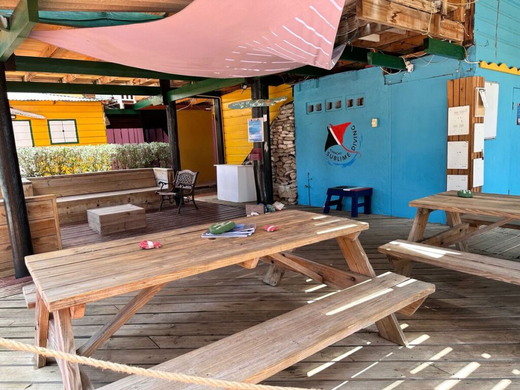 Curacao Urlaub chill area at ranchos