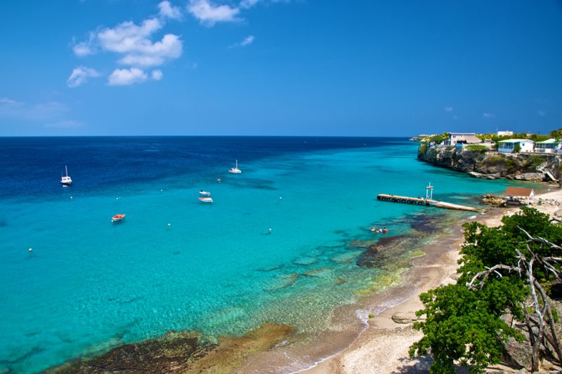 all west apartments curacao