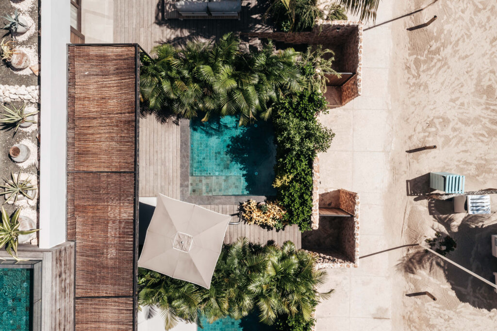 Kontiki Beach Resort Beach Front Suite