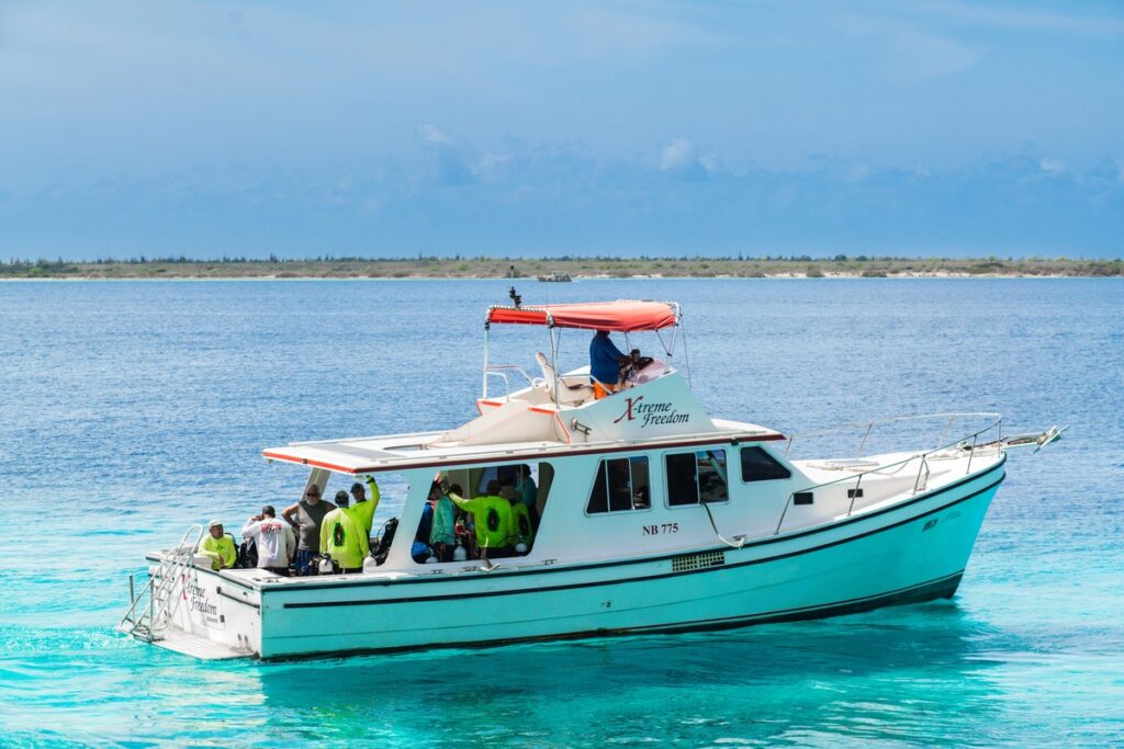 Boat Bonaire sea tauchen