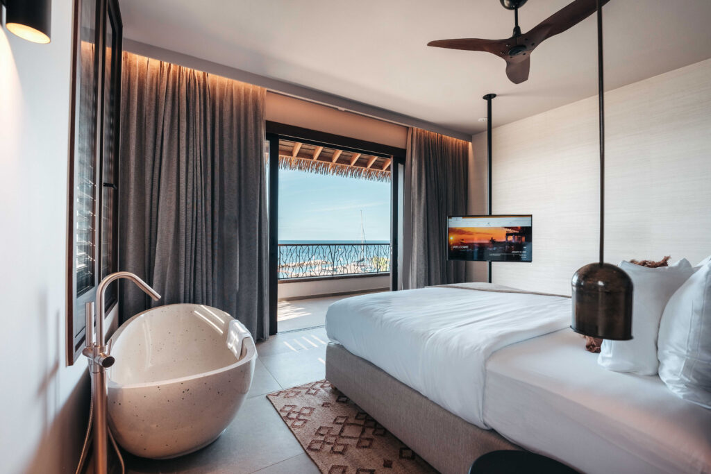 Kontiki Beach Resort Suites