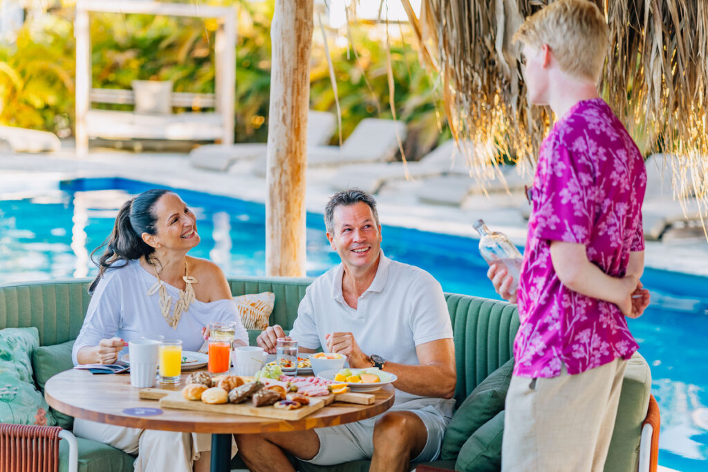 People Delfins Beach Resort Bonaire Urlaub