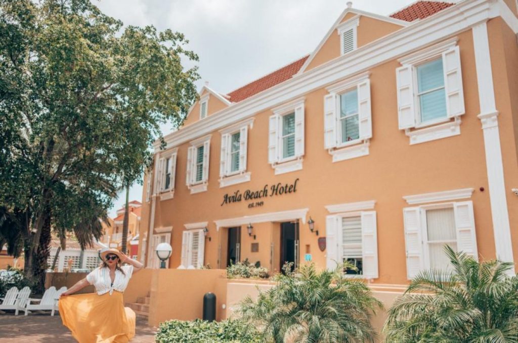 Avila Beach Hotel Curacao Tauchreisen Karibik