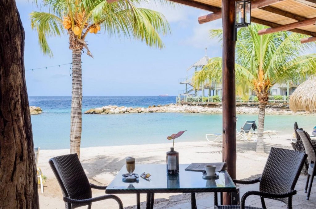 Avila Beach Hotel Curacao Tauchreisen Karibik