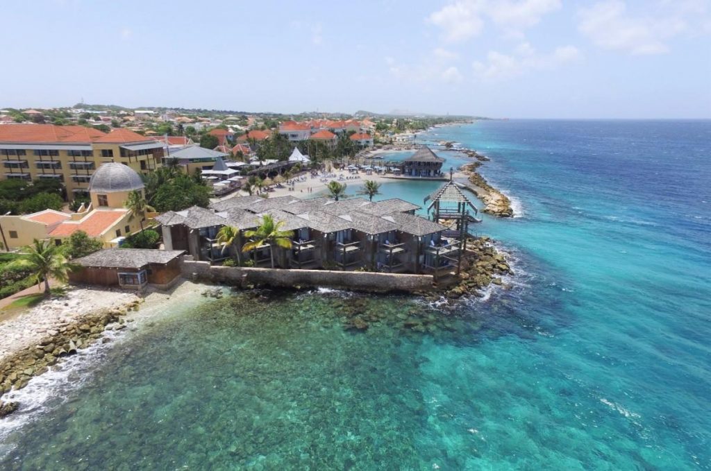 Avila Beach Hotel Curacao Tauchreisen Karibik