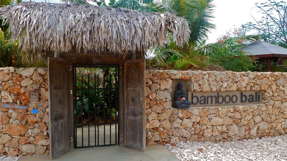 Bamboo Bali Boutique Resort Bonaire Tauchreisen Windsurfen Kitesurfen Karibik