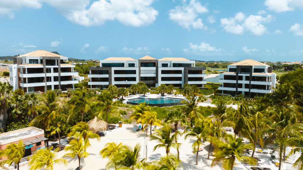 Blue Bay Front