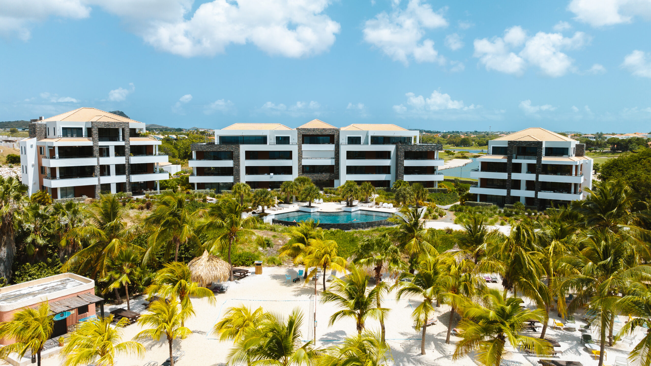 Blue Bay Front