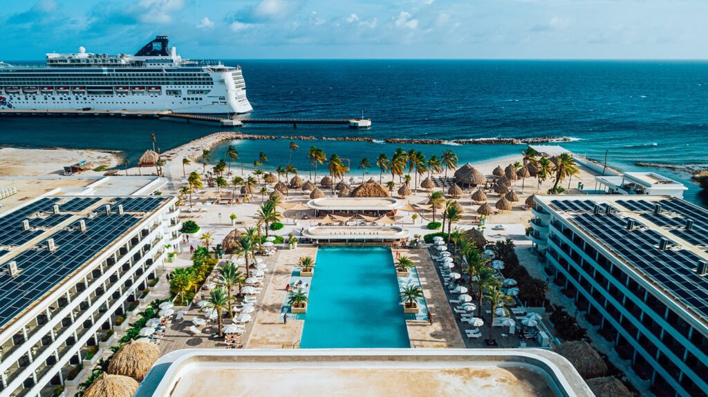 Outside Corendon Curacao Urlaub