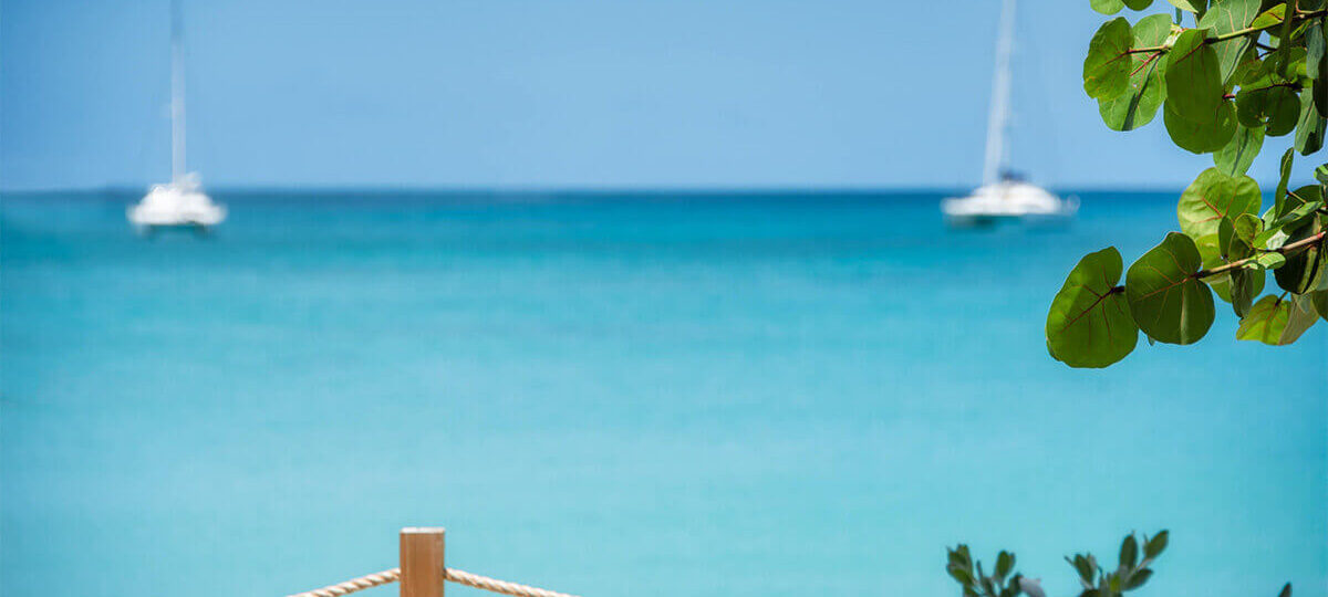 Grand Case Beach Club Hotel Sint Maarten Urlaub AUf sint Maarten Karibiksport Tauchreisen Reisepakete