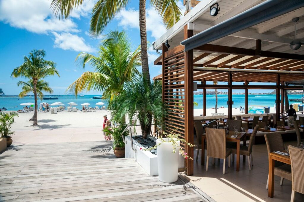 Holland House Beach Hotel Tauchurlaub Sint Maarten Strandurlaub Karibik