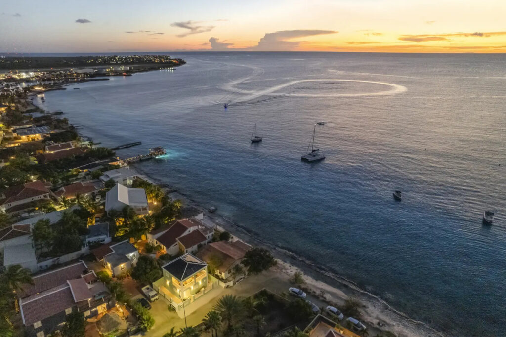 Kas Chiki Bonaire Tauchreisen Karibik urlaub Strandurlaub familienreisen inselhopping