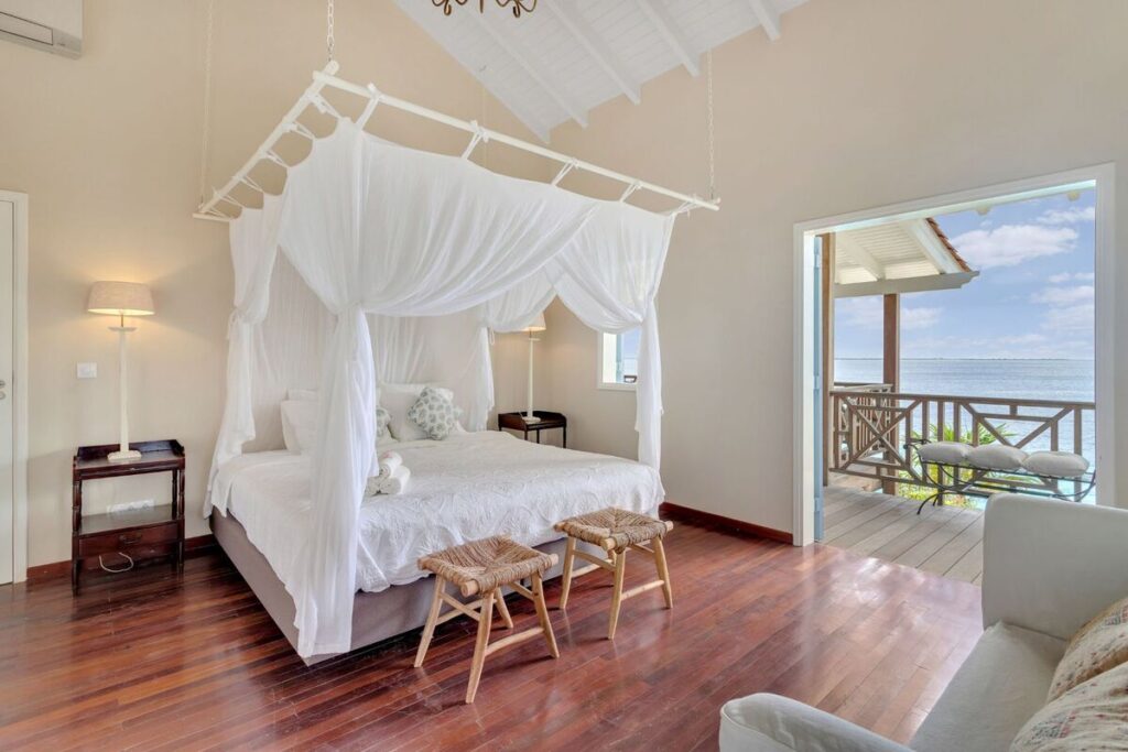 Crown Shores 32 Karibik urlaub Strandurlaub Tauchen Karibik Reisen
