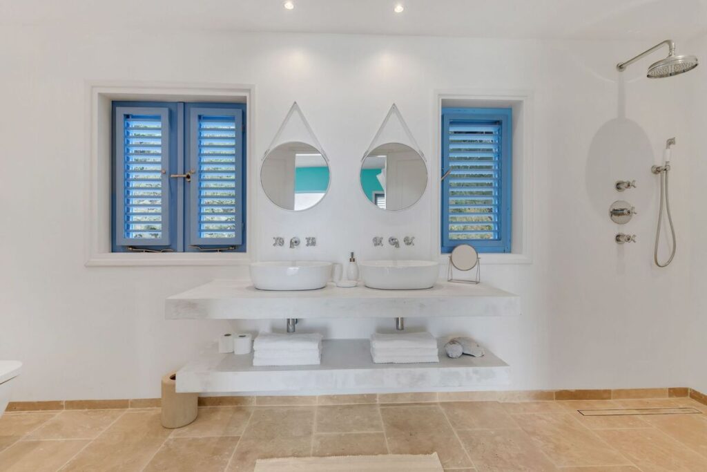 Crown Shores 32 Karibik urlaub Strandurlaub Tauchen Karibik Reisen
