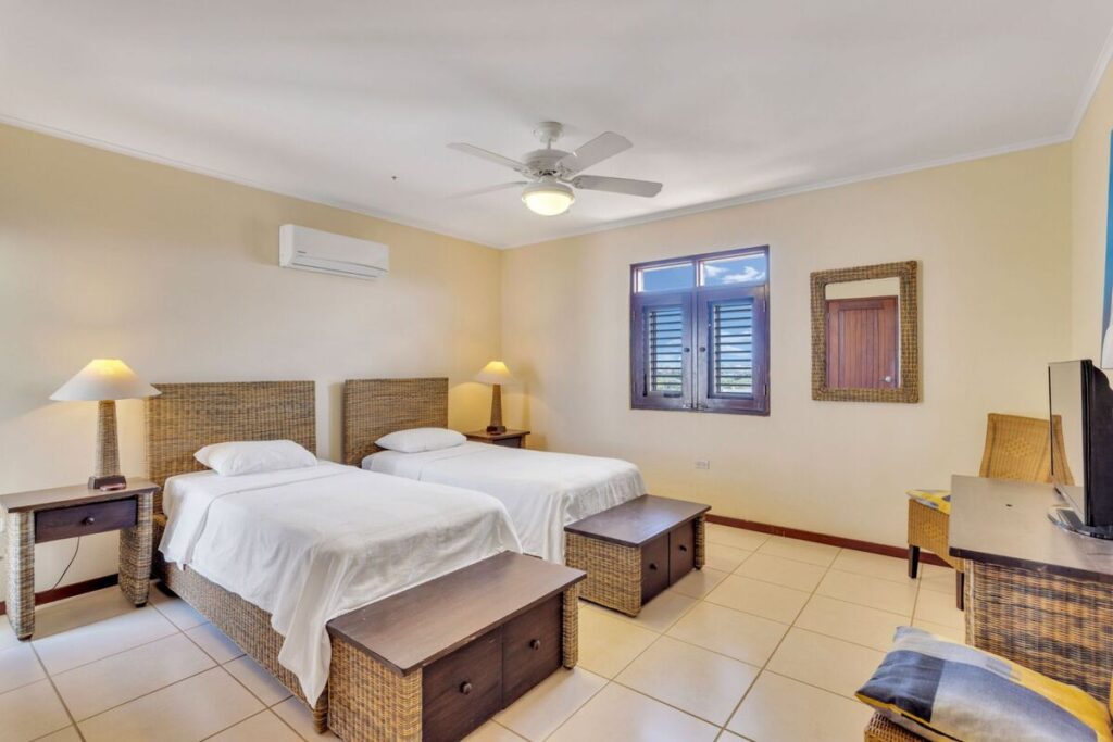 Playa Lechi Karibik Urlaub Bonaire Reisen Villen Karibik